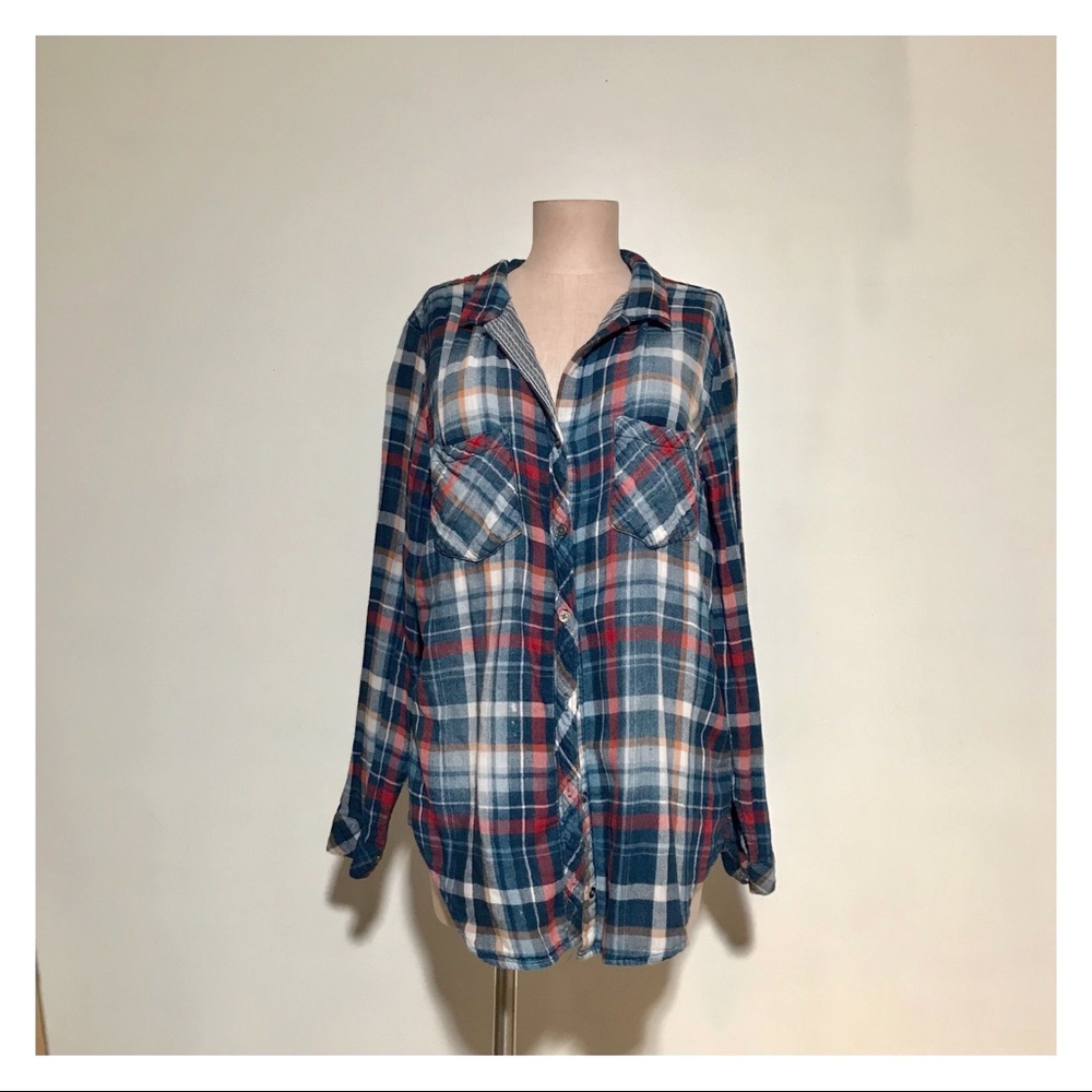 Cloth and Stone plaid flannel shirt.